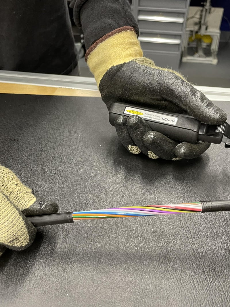 Miller RCS-114 Hard Cable Jacket Strippers for Professional Technicians, Electricians, and Installers, Easily Portable Tool, 3.5 Ounces - Image 4